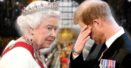 Ujawniono, jak rodzina potraktowała księcia Harry’ego w chwili śmierci królowej Elżbiety II: "Został sam, bez nikogo, kto by go przytulił i wysłuchał"