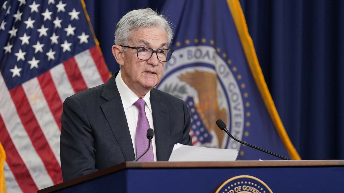 Szef Fed Jerome Powell podczas konferencji prasowej 27 lipca, po podwyżce stóp procentowych