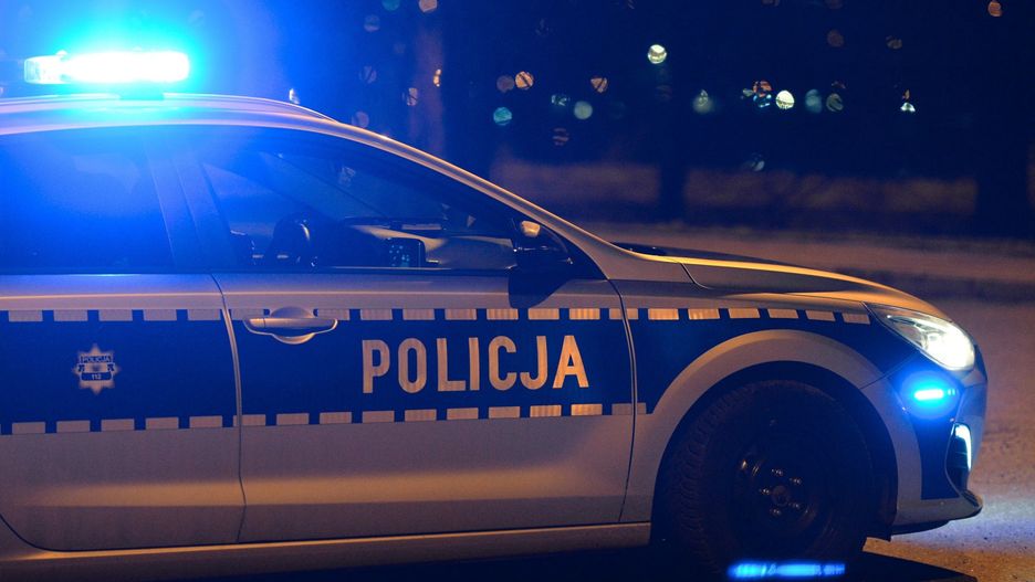 Policja całą noc pracowała na miejscu zbrodni