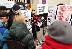 Warszawa. Protest medyków przed Ministerstwem Zdrowia. "Możliwy paraliż służby zdrowia"