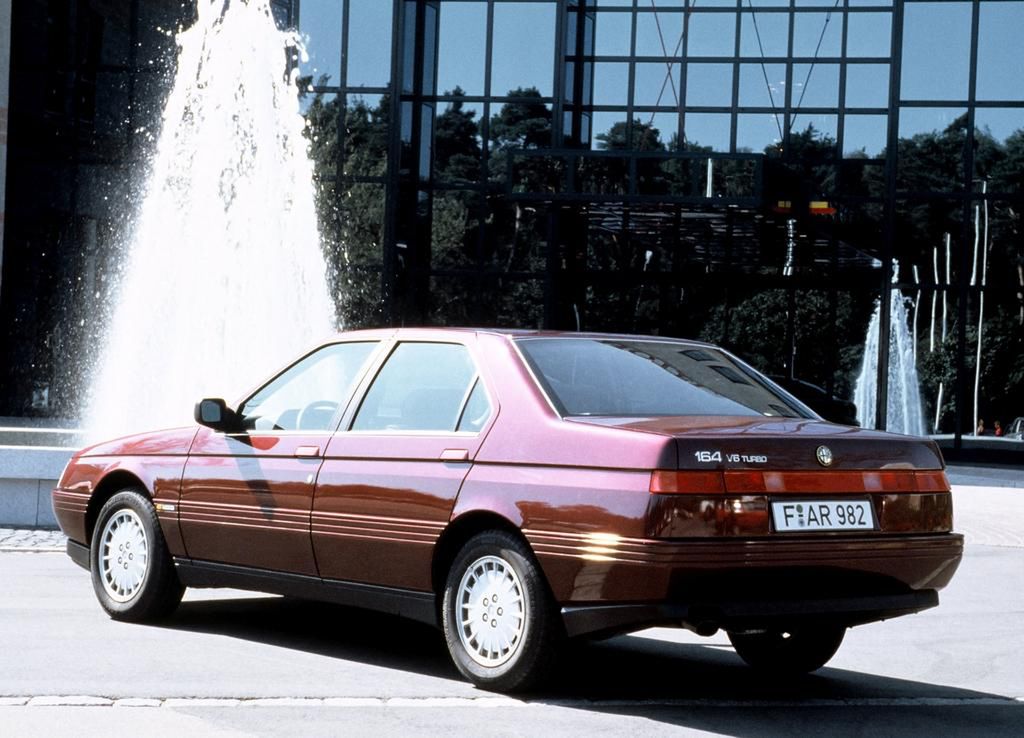 Alfa Romeo 164