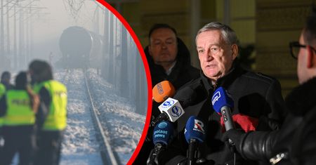 Wykolejenie pociągu na Mazowszu. Wiceszef MSWiA o przyczynach
