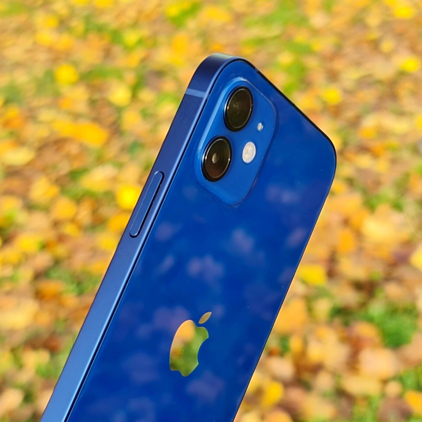 Dobry iPhone w "dobrej" cenie. iPhone 12: test 4
