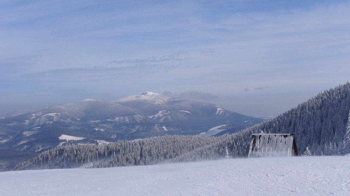 Babia Góra zimą - widok z Hali Miziowej