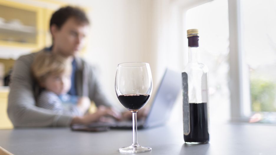 Naukowcy mówią o szkodliwości picia alkoholu 
