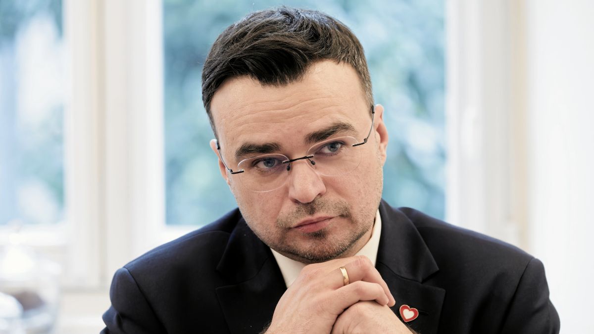 Wiceminister kultury Maciej Wróbel