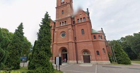 Kolęda bez zaproszenia? Parafia: "Czujemy się zaproszeni"