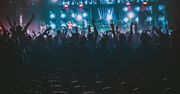 Warszawa: Muzyczny weekend na Narodowym. Max Korzh i 50 Cent. Duże utrudnienia i zmiany w komunikacji miejskiej