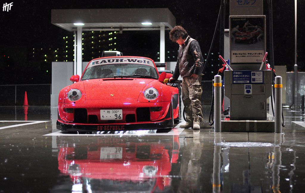 Porsche 911 RWB