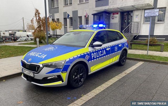 Radiowóz w nowych barwach na świętokrzyskich drogach [Galeria]
