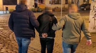 Zapukali o godz. 6. Nie pomogła zmiana nazwiska