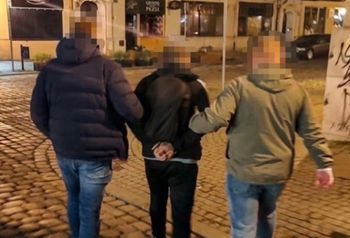Zapukali o godz. 6. Nie pomogła zmiana nazwiska