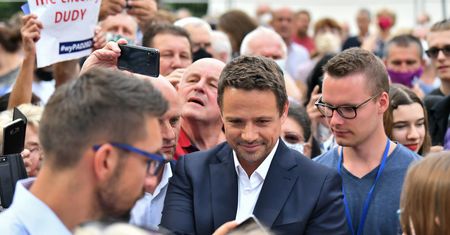 Wybory prezydenckie 2020. Rafał Trzaskowski podsumowuje kampanię wyborczą w Rybniku [NA ŻYWO]