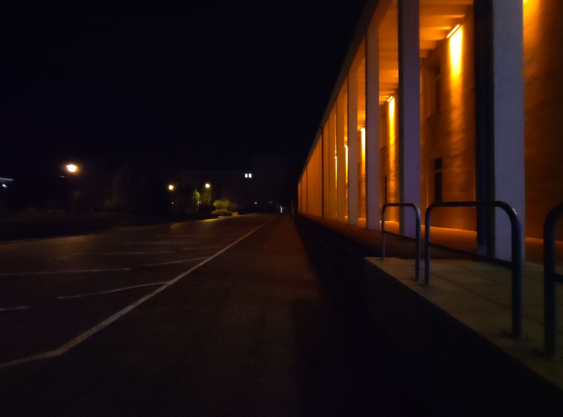 Dużo zalet i jedna wada. Test Xiaomi Mi 10T Pro 37