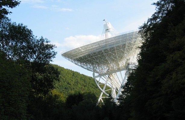Nowa rola SETI - sprzątanie kosmicznego śmietnika