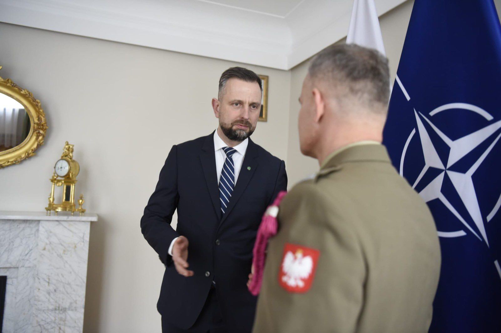 Jednostka GROM z nowym dowódcą. Szef MON ogłosił