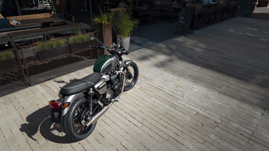 Triumph Bonneville T100 Gold Line Edition