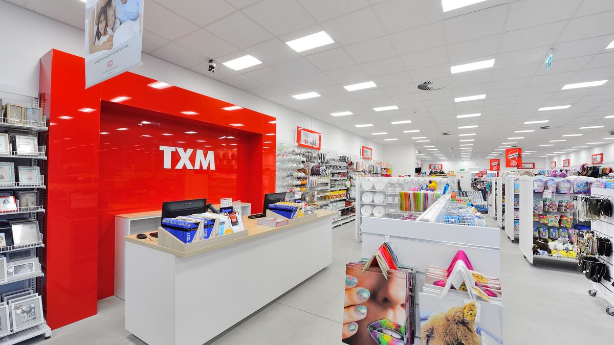 TXM otworzył wszystkie sklepy w galeriach, ale klientów jest dużo mniej 