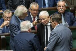 100 tys. zł. Partia Kaczyńskiego ma pomysł na nowy bon