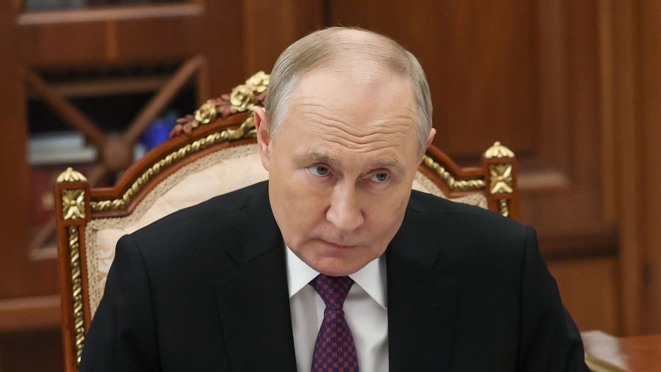 Russian President Vladimir Putin meets with Russian Transport Minister Roman Starovoit at the Kremlin in Moscow, Russia, 30 January 2025. EPA/GAVRIIL GRIGOROV/SPUTNIK/KREMLIN / POOL MANDATORY CREDIT Dostawca: PAP/EPA.