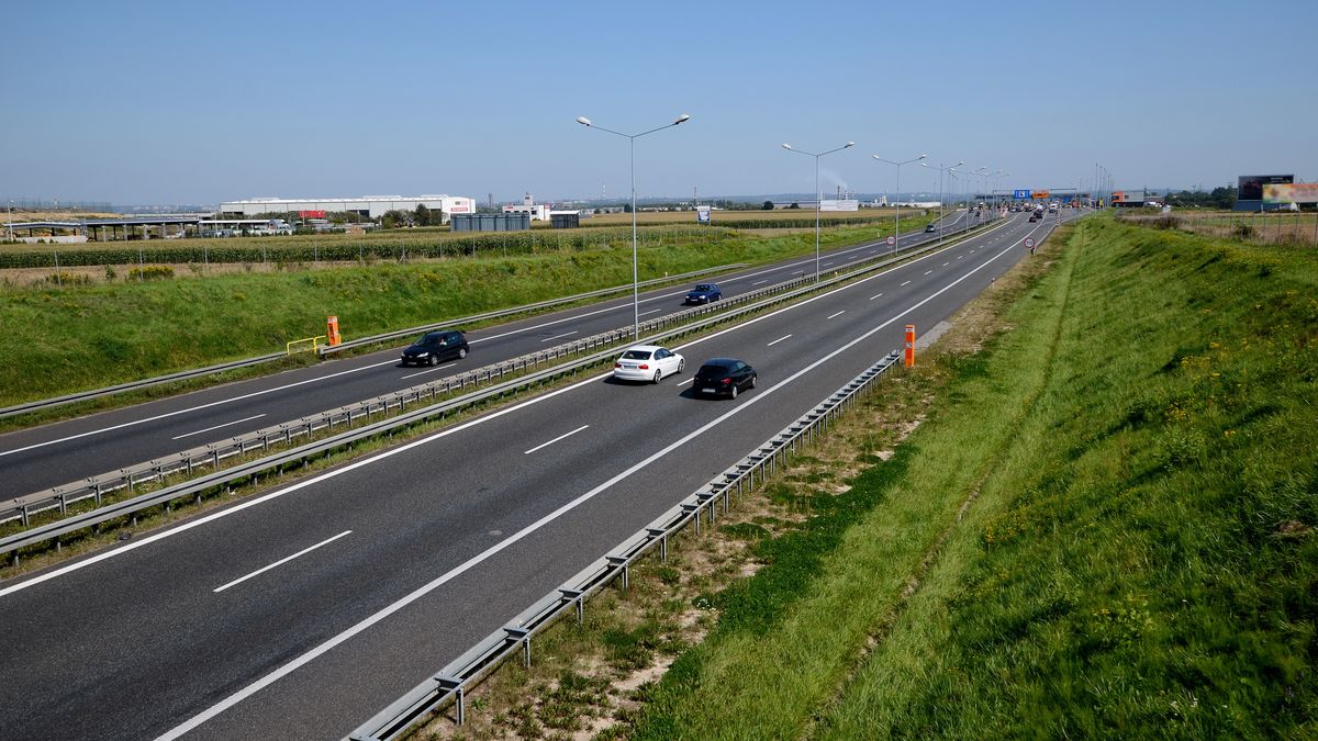 autostrada, droga, transport, samochód, przewóz, cargo, szybki, gliwice, polska, asfalt, nawierzchnia, infrastruktura, niebo, horyzont, trasa, ruch, a4, podróż, pojazd