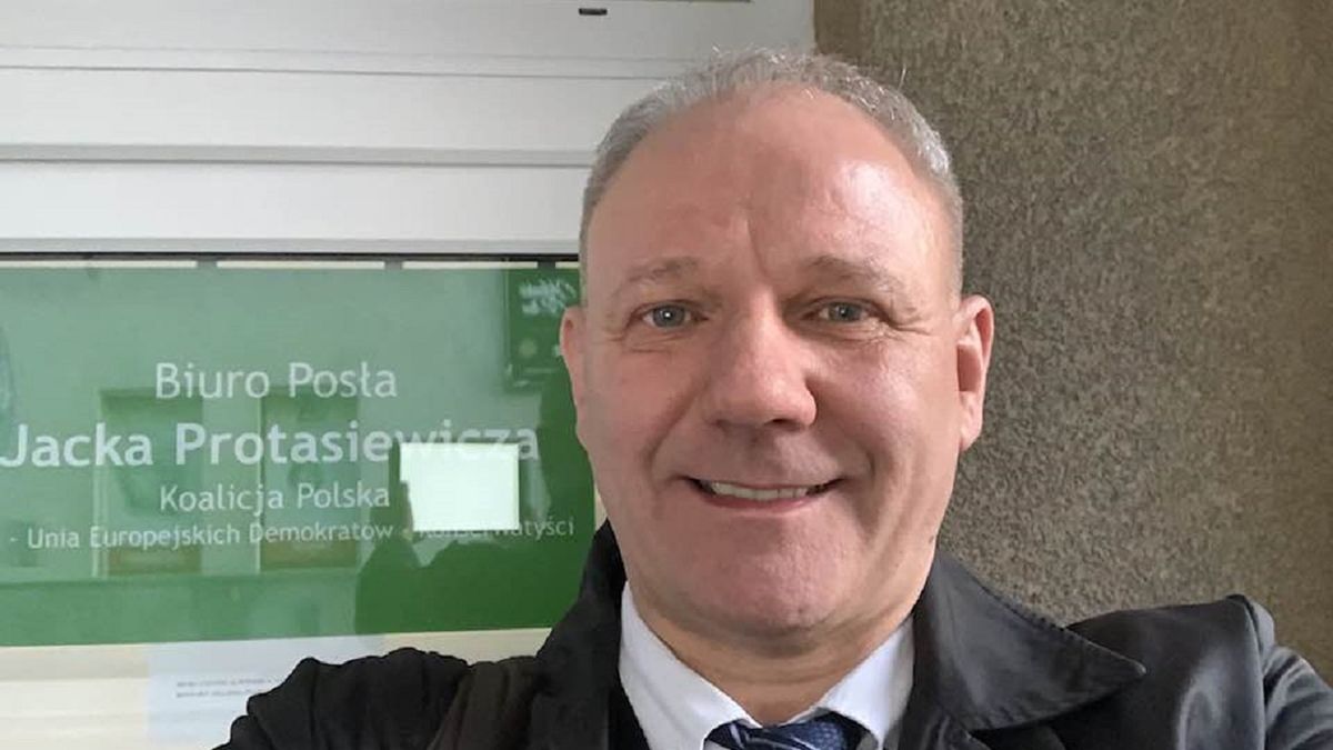 Politycy spędzają majówkę w różny sposób. Jacek Protasiewicz będzie podróżował i grillował