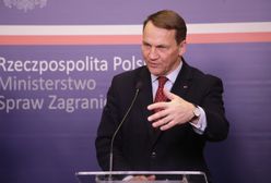 Incydent na konferencji. Sikorski kontra TV Republika