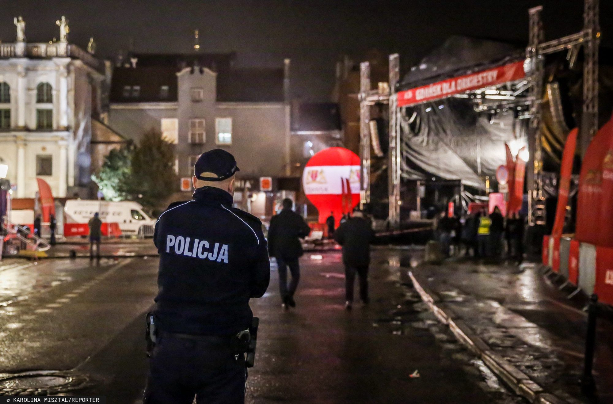 Finał WOŚP 2019. Na scenie ugodzono nożem Pawła Adamowicza