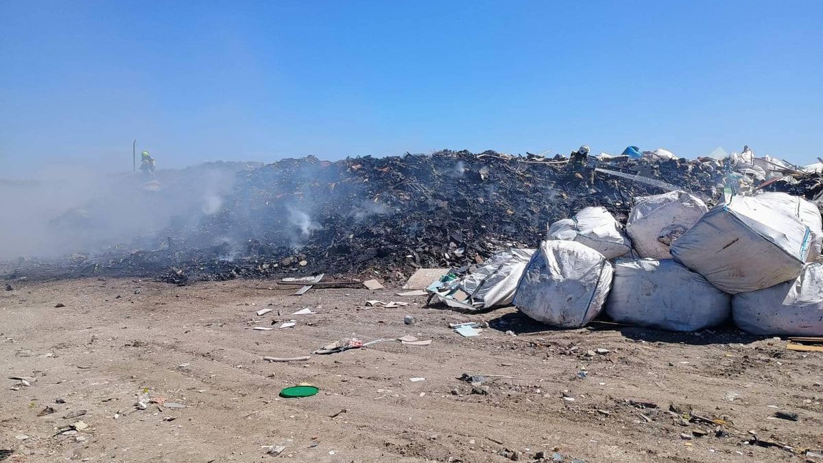 Kolejny pożar. Płonęła hałda w miejscowości Ostrowite