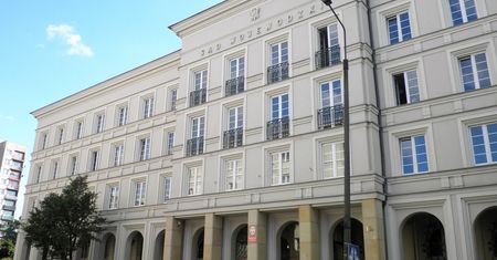 Alarm bombowy w Sądzie Okręgowym w Kielcach. Budynek ewakuowano
