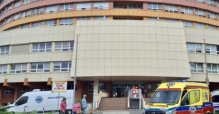 Ginekolog zarabiał 2,5 mln. Odszedł ze szpitala