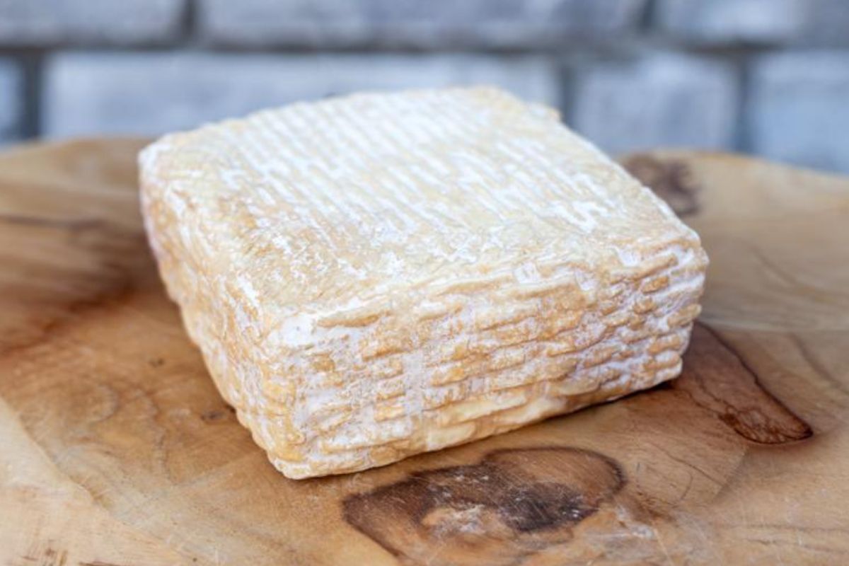 Rubinowy Koźlak z Serotoniny Wrocławskie Sery Rzemieślnicze