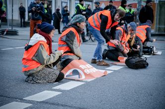 Historyczny wyrok w Niemczech. "Ostatnie Pokolenie" musi zapłacić