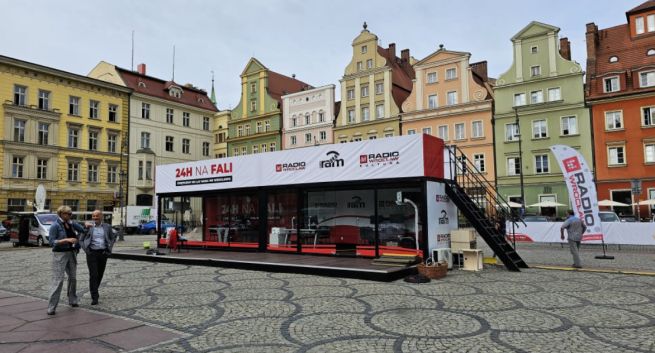 Radio Wrocław uczciło 100-lecie radiofonii w mieście. KRRiT: kompromitujące