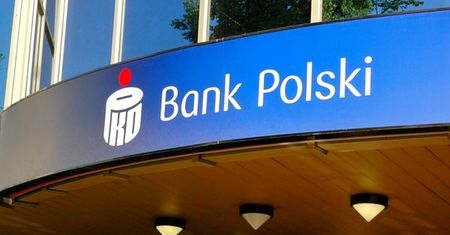 Klienci PKO BP na celowniku oszustów. Uwaga na maile