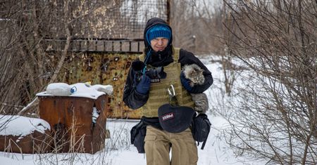Fotoreporter zginął podczas wojny. Zełenski odznaczył go orderem "Za odwagę"