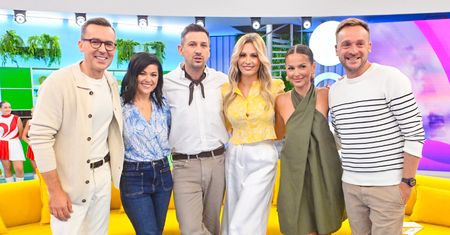 Widzowie podzieleni po pierwszym wydaniu "Halo tu Polsat". Fala komentarzy w sieci: "Nuda i studio wprawiające w OCZOPLĄS"