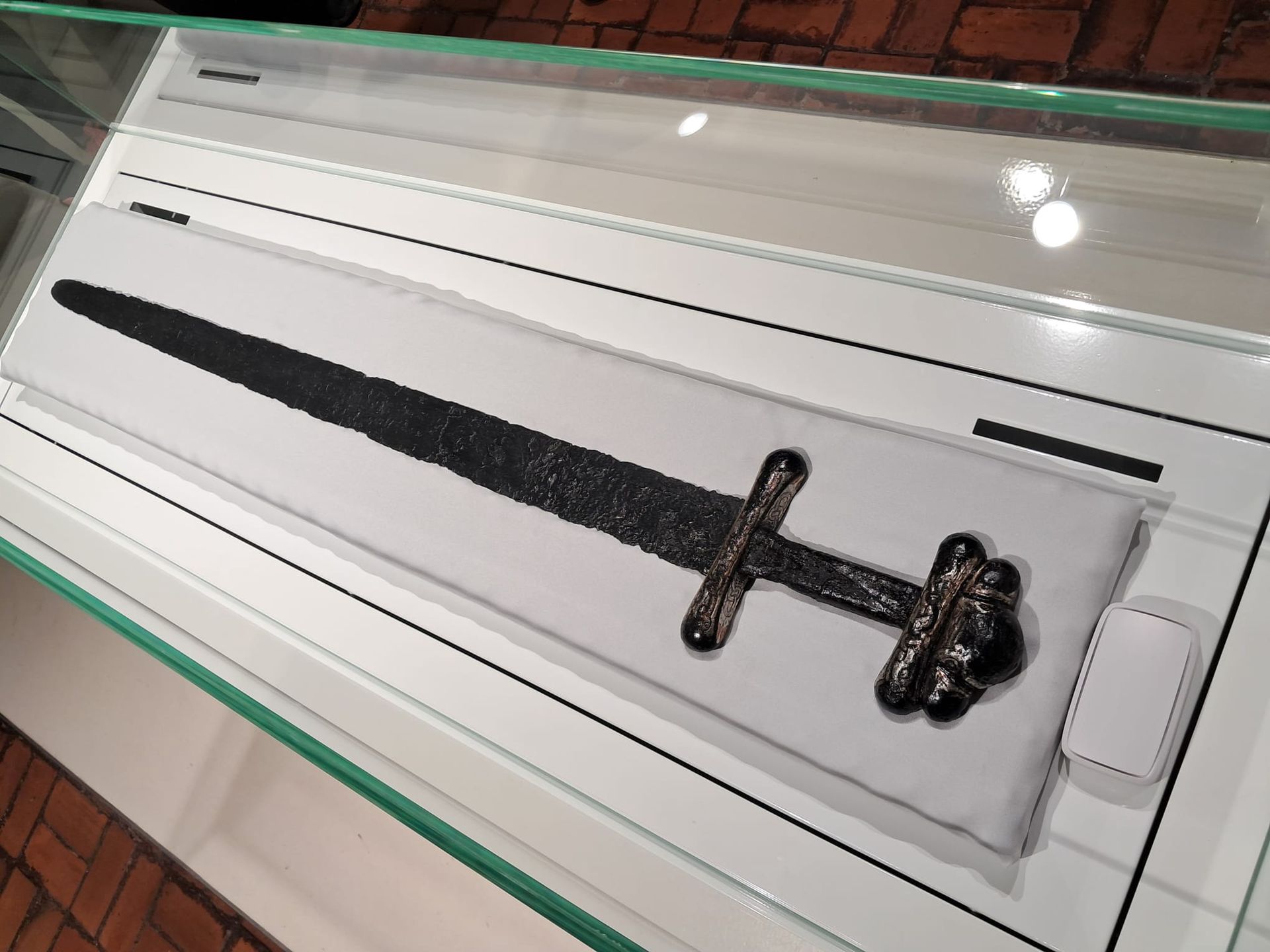 Wikiński miecz z X wieku jest wyjątkowo cennym eksponatem