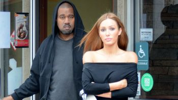 Kanye West i Bianca Censori wybrali się na randkę. Ukochana rapera nie zawiodła i na ulicy pokazała pośladki (FOTO)