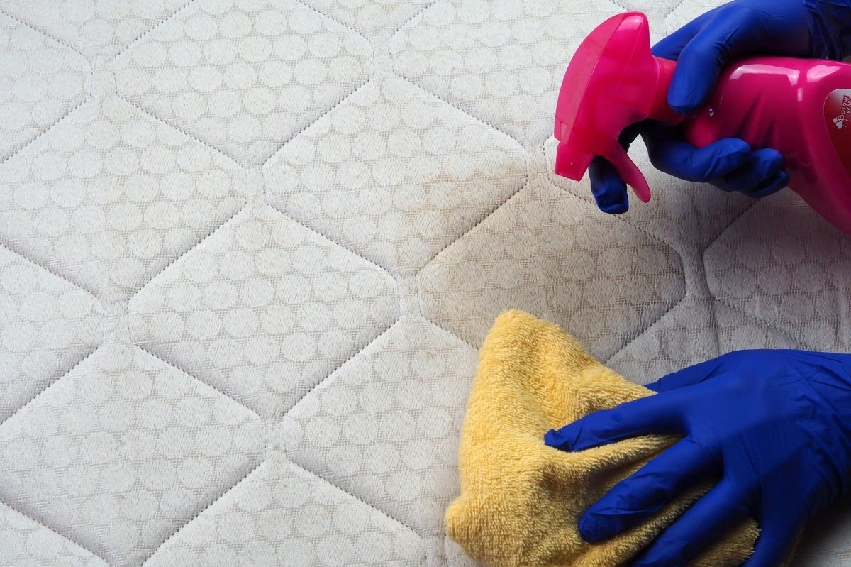 Freshen up your mattress at home: Simple spray to erase even the toughest stains