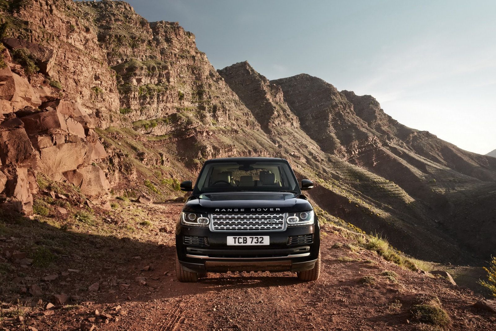 Nowy Ranger Rover (2013) w obszernej galerii 69