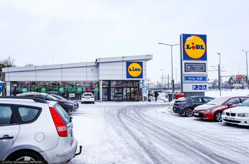 Nowy system na parkingach Lidla. Oto na czym polega