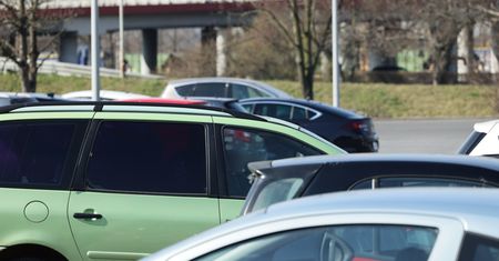 Na południu Polski kończą się litery. Można już zamawiać nowe tablice