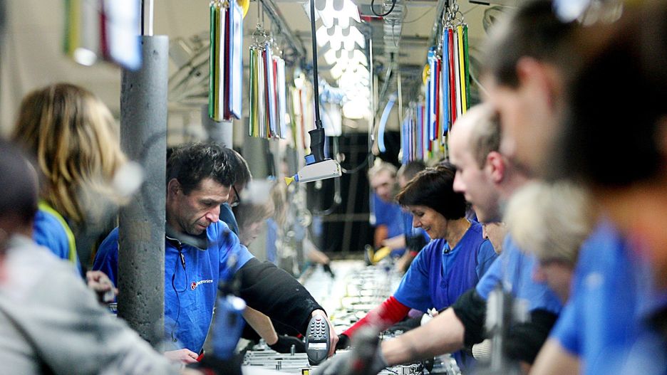 Oprócz sektora IT, w pierwszej trójce branż, które w ofertach pracy umieszczają wymagania dotyczące nowych technologii, znajduje się inżynieria, sprzedaż i produkcja, fot. ilustracyjne/ archiwalne P. Relikowski/Polska Press