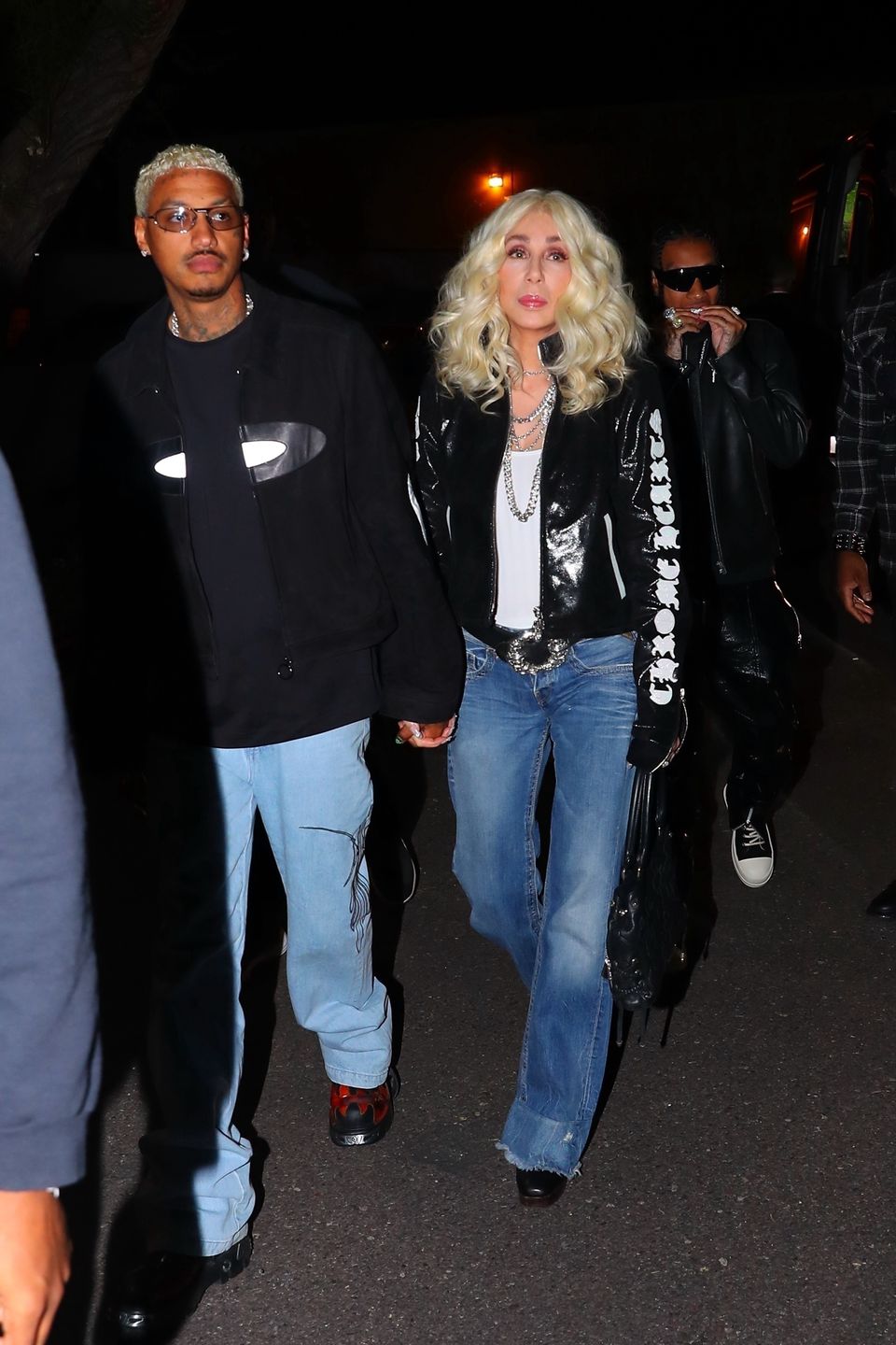  Cher i Alexander Edwards 