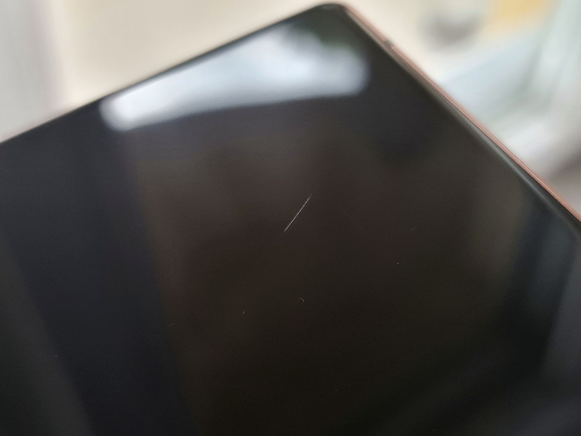 Samsung Galaxy Note 20 Ultra poddany torturom. Gorilla Glass Victus daje powody do zachwytu 3