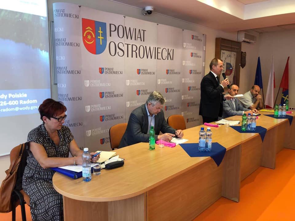 Rozmawiali o przeciwdziałaniu suszy i skutkom nawalnych deszczy