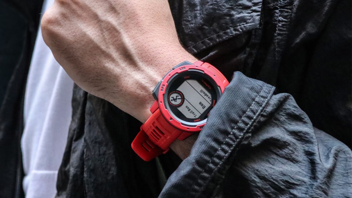 Garmin Instinct (Garmin)
