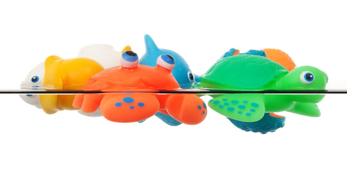 Zabawki do kąpieli dla dziecka mogą być niebezpieczne.
