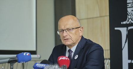 Sasin chce, by samorządy zajęły się handlem węglem, którego… brakuje. Prezydent Lublina krytycznie o pomyśle rządu